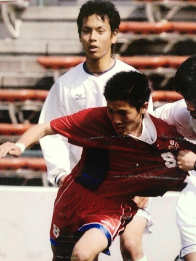 塚本泰史 高校時代のサッカーの写真 後ろに水嶋ヒロさんが O O Http T Co Ujxy8hr3il 塚本泰史 高校時代のサッカーの写真 後ろに水嶋ヒロさんが O O Http T Co Ujxy8hr3il