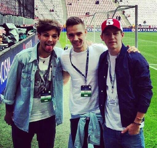 JpOnedirection's tweet image. #RTbyNiall "Niall、 #5cap のキャップかぶってるのかっこいいよ！#Louis と #Liam 、君らも元気だといいな！  #Niall #画像 #instagram