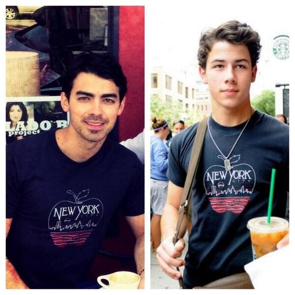 xsuzannevd's tweet photo. THEY DON'T EVEN WEAR MATCHABLE CLOTHES, THEY JUST WEAR EACH OTHER'S CLOTHES http://t.co/LLVkP4sCfT