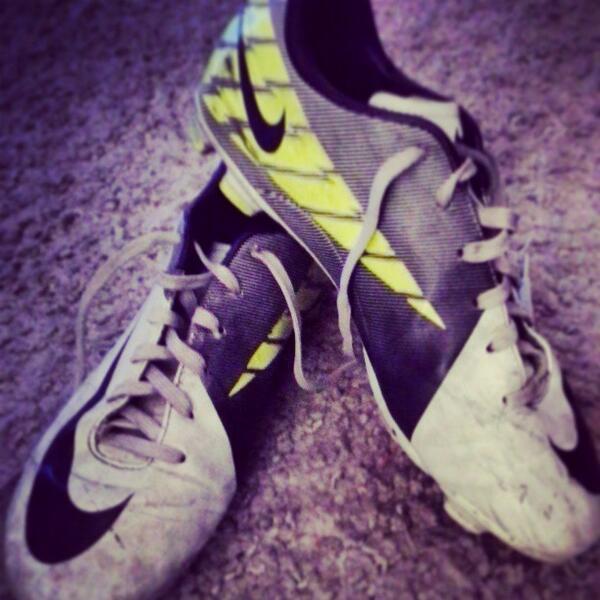 ZapposCulture's tweet image. My favorite shoes are my soccer cleats. #zapposinstachallenge #corevalue8 #eyezapp by annaaashoeee