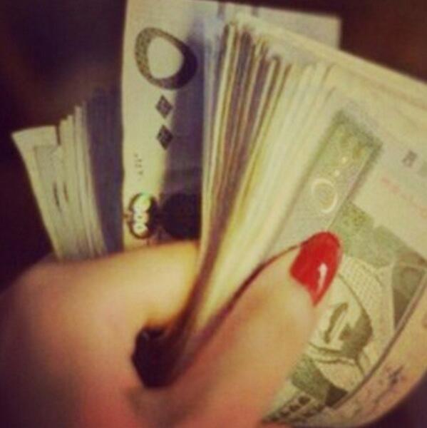 RR____SS tweet picture