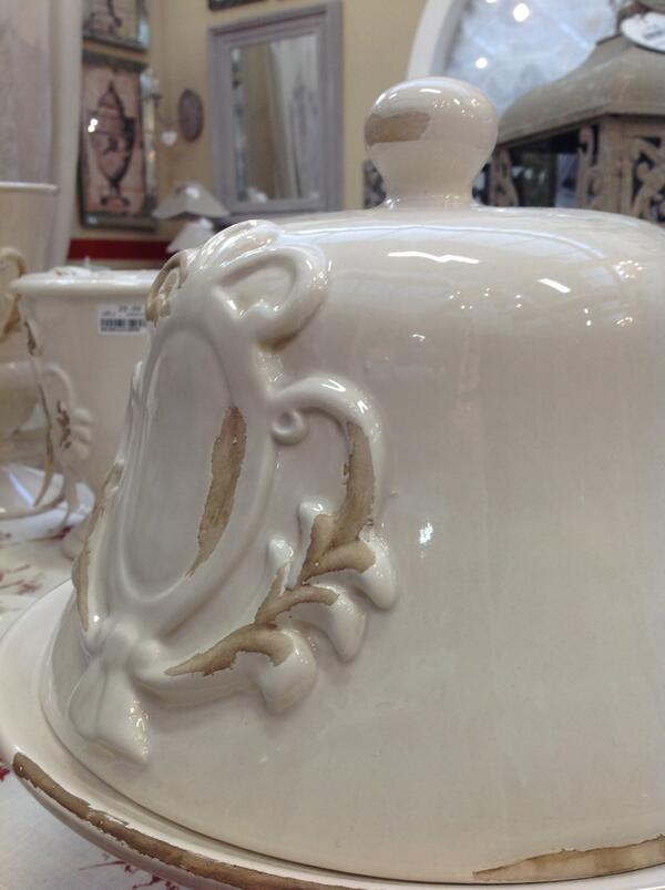 BAgenturen's tweet photo. Handmade in #Italy, prachtig servies van @BlancMariclo http://t.co/3BFnnhZbYM