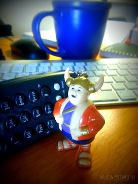 jgwentworth's tweet image. Shout out to all the receptionists out there. Happy #ReceptionistDay!