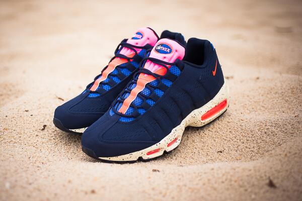 SoleCollector.com on Twitter: Air Max 95 EM of Rio" http://t.co/kDziSABj6T http://t.co/JcNo7wPOAI" / Twitter