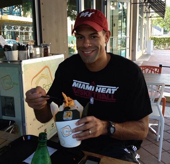 PastaBoxMiami's tweet image. Happy Hump Day #Miami -- Head on over to @PastaBoxMiami now for Crazy Wednesday Piccolo $3