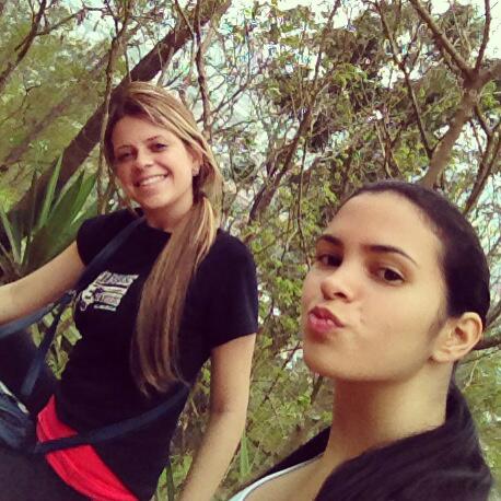 Mmagdii's tweet photo. connn mi amixxxx!!! en el avilaaa!! http://t.co/BegF7Scbka