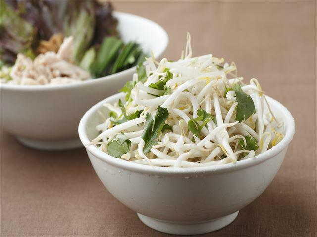 Compho コムフォーでは もやパク と言って もやし と パクチー を和えたものが食べ放題です ヘルシーな食材ですし 食感も 沢山お召し上がりください コムフォー Compho アジアン パクチー ダイエット Http T Co Jpnylqm9sr Twitter
