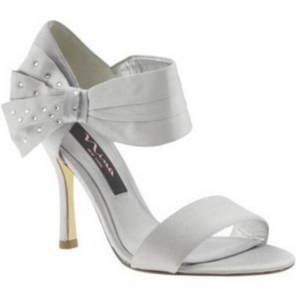 ZapposCulture's tweet image. My personal fave pair of shoes #eyezapp #zapposinstachallenge #corevalue8 by jewelraquel