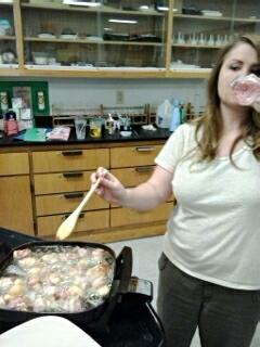 MasonCatie's tweet image. Mrs. Hendrix making bacon cheese bombs in anatomy #fakeschool