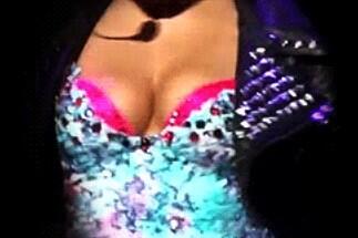CelebrityBoob's tweet photo. Demi Lovato http://t.co/nUbWziBwB4