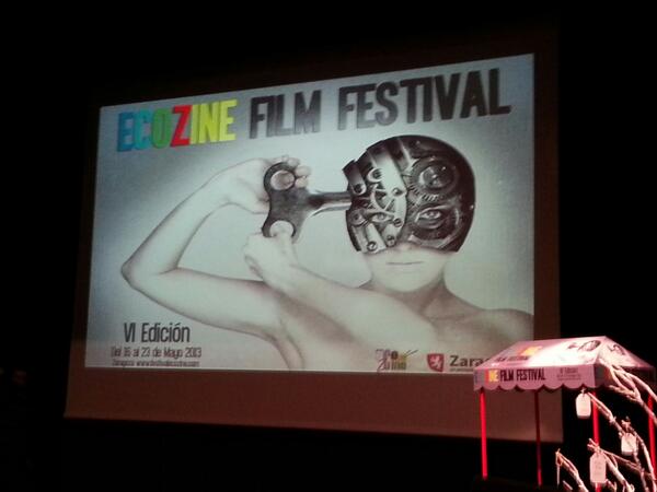 Kachonwaa's tweet photo. Estamos en la clausura de #ecozine http://t.co/SX0VzHX2pl