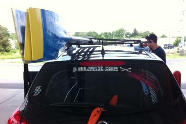 delawarecrew's tweet image. The Lightweight 4 heads south to #ACRA regatta in club team fashion #oarsontheroof #UDMC
