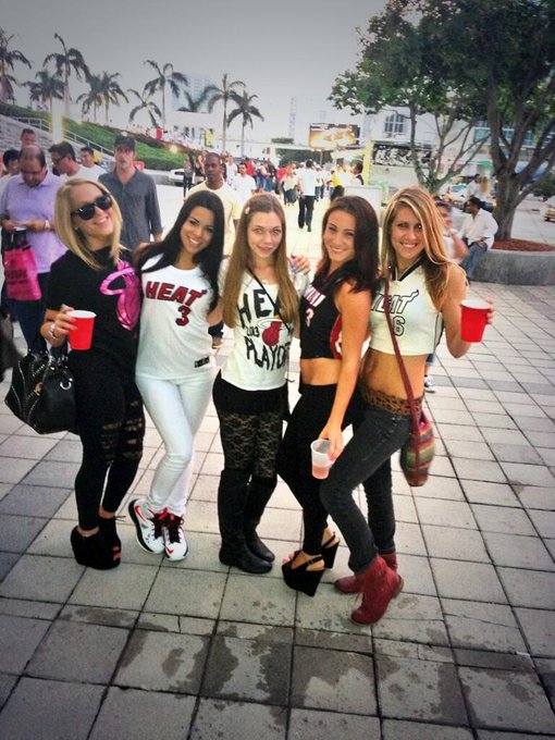 &ldquo;@cutelunastar: All the girls at yesterday Heat Game #HEATNATION @aurieleesummers @MiamiHEAT http://t<a class="tags" href="/tag/cutelunastar">@cutelunastar</a><a href="/tag/heatnation"class="tags"><span>#heatnation</span></a>