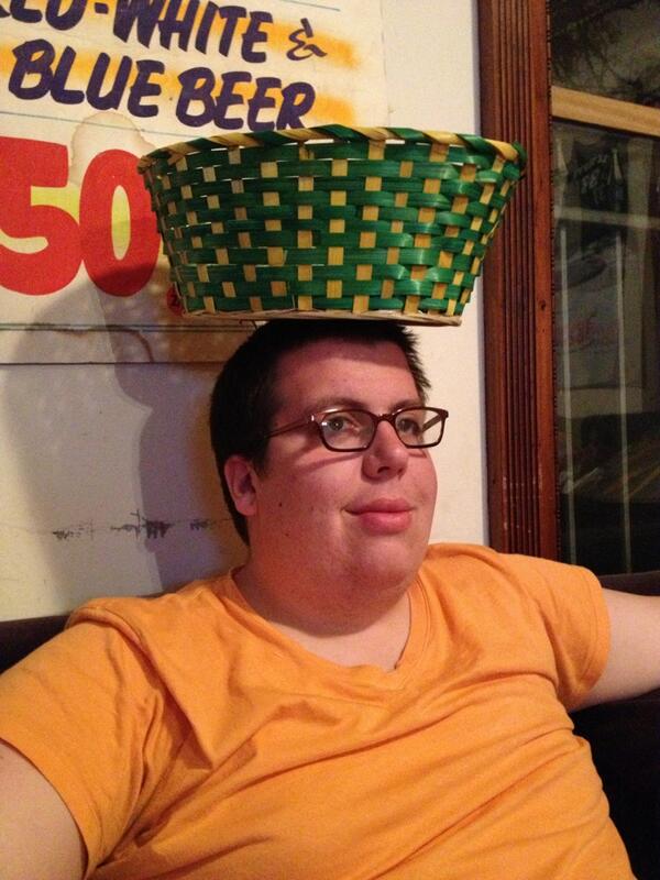 StuffOnJimmy's tweet photo. Easter basket http://t.co/8cqYiiKgnN