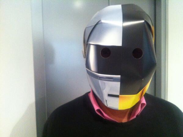 alejodos's tweet photo. #DiaNacionalDeDaftPunk http://t.co/p2OGBDX6tu
