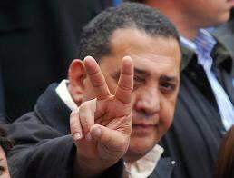KANUELAS's tweet photo. Hoy a las 23 Horas en @cn23tv el Profe @Luis_Delia Vuelve a dar catedra..!! @CFKArgentina @PartidoMILES @twitter_es http://t.co/bJdrQdyJze