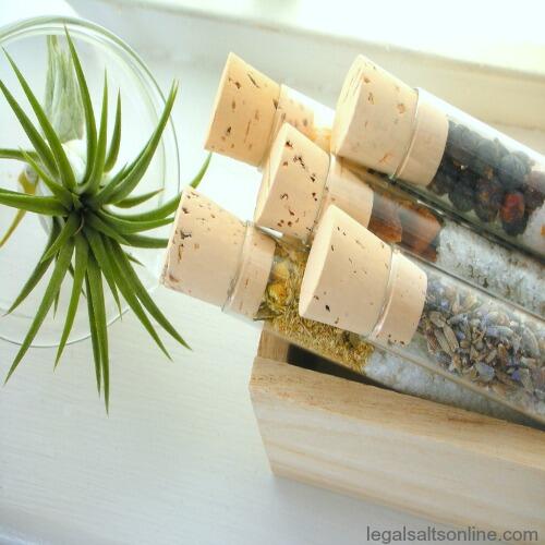 LegalBathSalt_'s tweet photo. #Aromatic #bath_salts have healing properties &amp; to be popular way to unwind from the stresses. http://t.co/mrvXHA3e5A http://t.co/Jhfk33Z33n