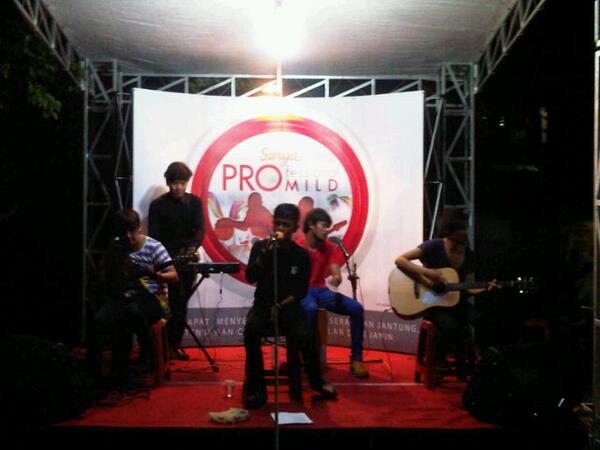betterband_ID's tweet image. #MicroEvent #ProMild #RoadOnTheStreet #BetterBand #21mei2013 #SetiaBudi