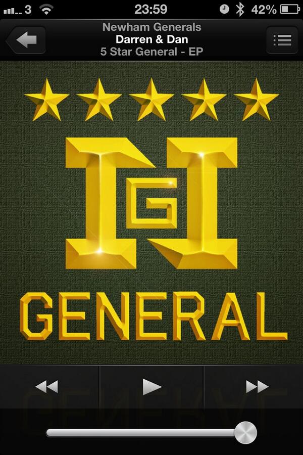 TinyPrenno's tweet photo. On a 5star general hype @Footsie @DDoubleE7 #youdontsmokebareweedlikedarren #youdontsmokebareweedlikedan http://t.co/dOXnPu6Dsk