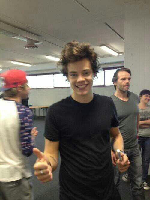 FakinghimStyles tweet picture