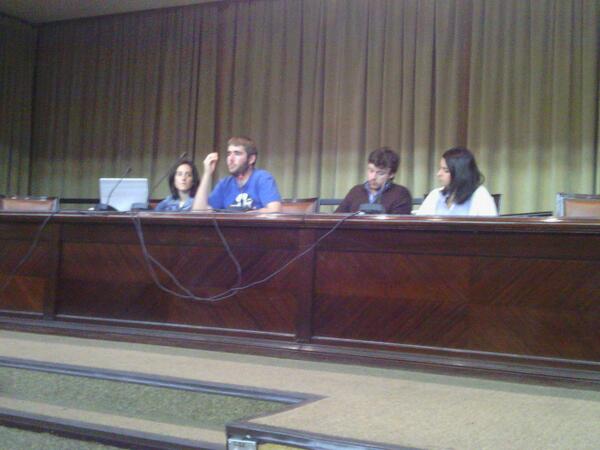 AlternativFCEYE's tweet photo. Mesa asamblea . #asambleaFCEYE http://t.co/lMAVBiH6Vr