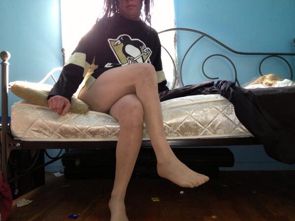 hoseboy69's tweet photo. Let's go pens http://t.co/FGPgq0puXh