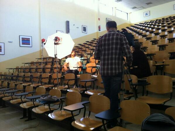 Hoy nos entrevistan para <a href="/reporteirostvg/">reporteirosTVG</a> sobre crowdfunding <a href="/oscarito/">Oscar Freire Bargo</a> <a href="/danisliving/">danisliving</a> <a href="/JoseLuisAbadin/">Jose Luis Abadin</a>