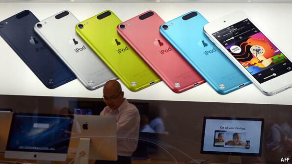 An American Senate report has torn into #Apple's offshore tax operations econ.st/Zawn1L