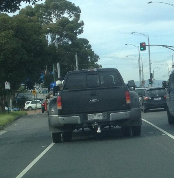 Leslinos's tweet image. Why he thought this was a good idea, ill never know. #extrawheels #extrawidth #tinywilly