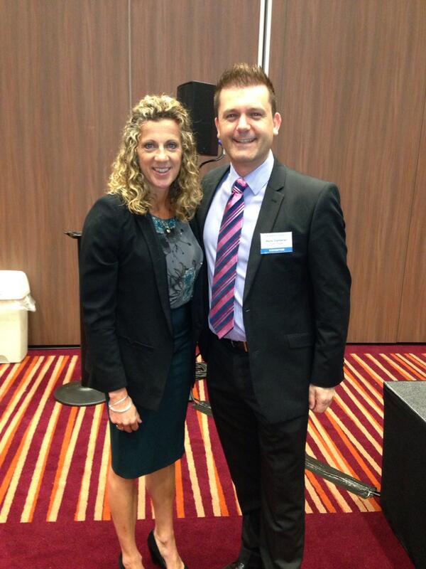 ExeterWayne's tweet image. Going for gold with Sally Gunnel @EventExeter #venueshow2013