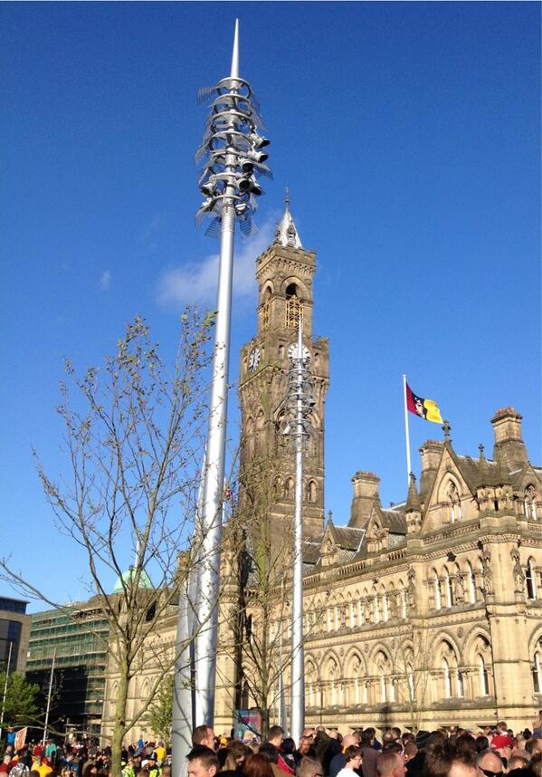 @quark50up <a href="/hellobee/">🦁</a> <a href="/triplescience/">omg lol</a> #bcafc #bradfordcalling flying high