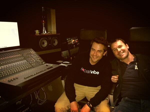 kavana_official's tweet photo. First day of recording in the can sounding Good. I'm with @barrygarneruk his company @bitmodelabs is sorting my site http://t.co/EAWzsVAy9P