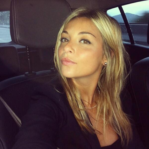 PriscillaBetti's tweet photo. Pour VOUS ! http://t.co/uixxuUECNd