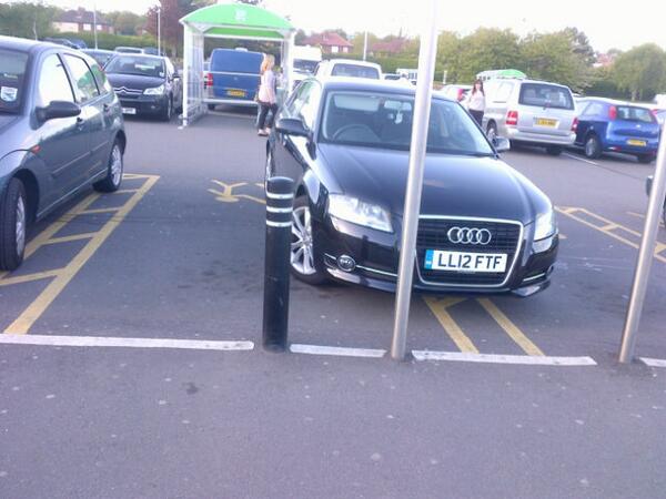 LL12 FTF displaying Inconsiderate Parking