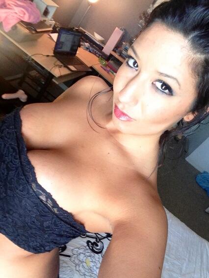 MMujibur's tweet photo. Mmmm hello lover :) http://t.co/lya2BEepnv”