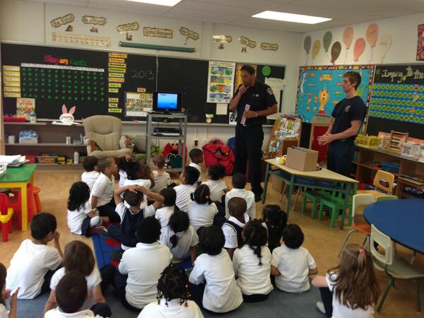 stphilipnerices's tweet photo. Firefighter Drew visiting the Kindergarten classes. http://t.co/vqmpzKUyQe