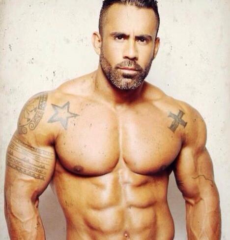 DieselMomo's tweet photo. Hummmm i LOVE my pic very Sexy &amp; manly no? http://t.co/TJGNfPhMP9