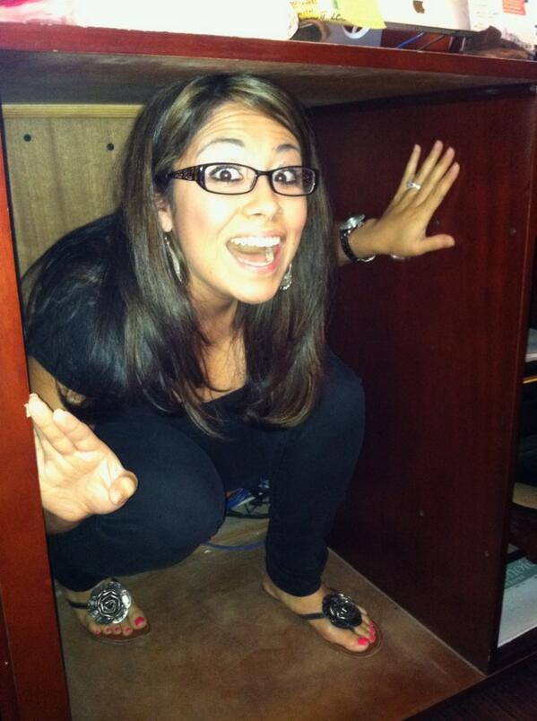 _kristinajaques's tweet image. Just me in a box...at work... #imfunsized #helpiminanutshell #funtimes