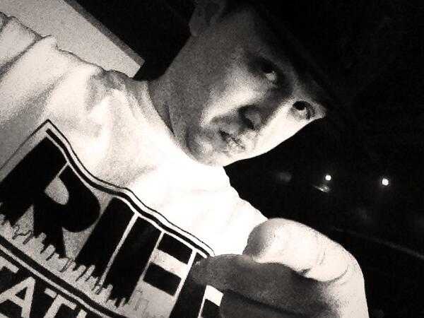 stxylo's tweet image. Rocking that @RiffStatistics tee tonight! Thanks for the hook up guys...