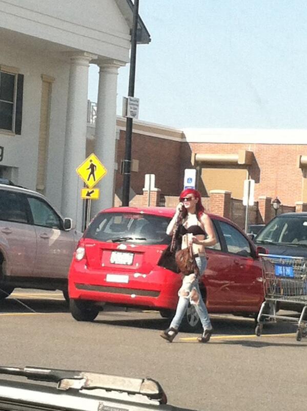KBeeebs's tweet image. I know its hot out and all but a bra? Really? #walmart #trash #coveryourself