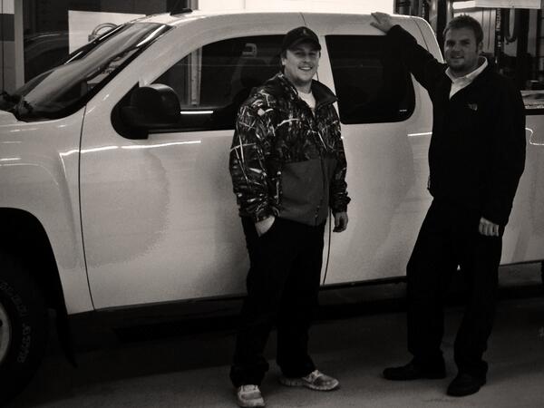 J_Snyde3's tweet photo. Taking my boy to dinner #bestfriendsforever @Captain_Corey12 http://t.co/xpJ6pSSbrr