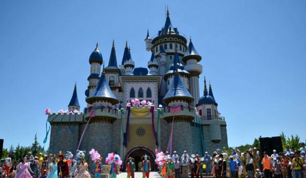 Can you guess this castle is where?