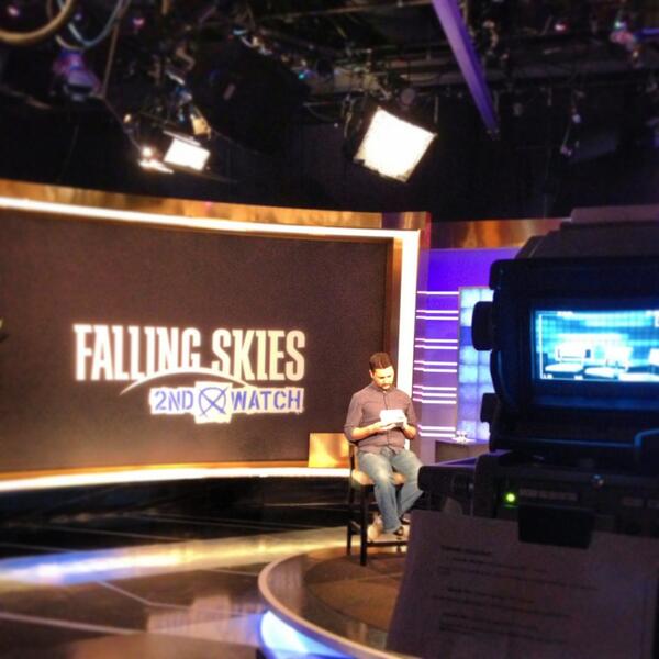 jschramer's tweet image. Yep, @wilw doin his thang. #2ndwatch #fallingskies