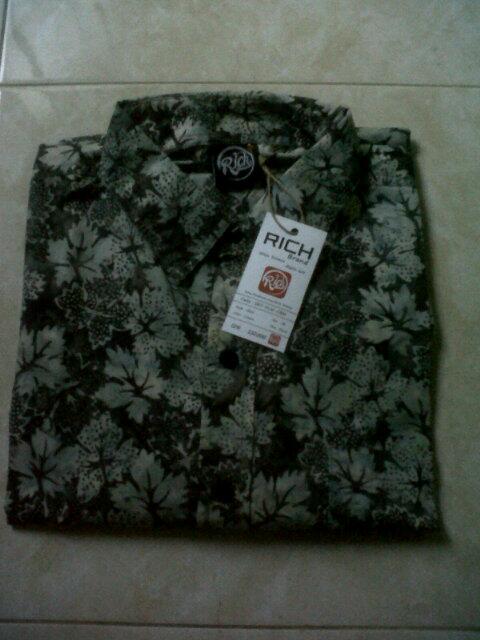 RICH | Shirt - Flowers