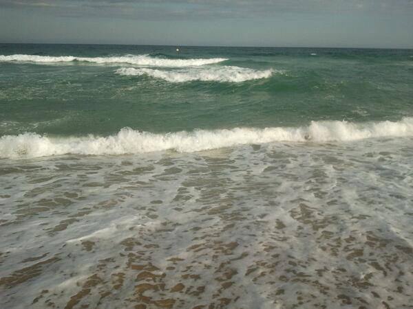 Ferran_Seriol's tweet image. Com ho trobaria a faltar.. #privilegis #platja #badalona