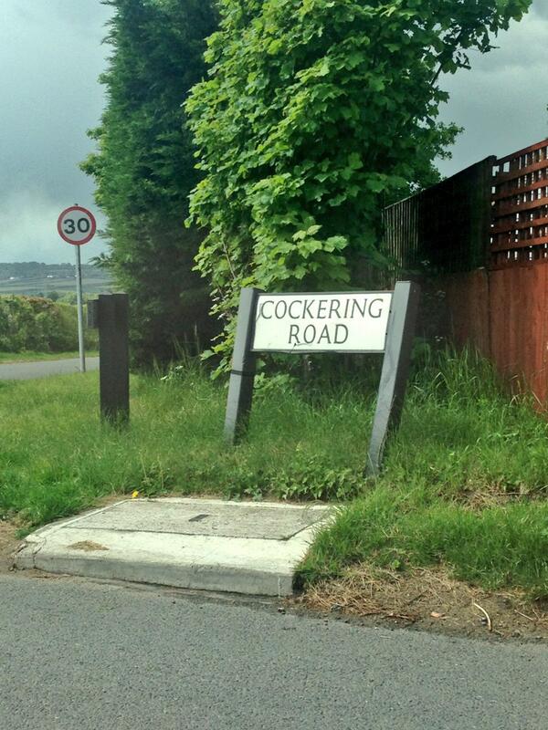 RansleyTom's tweet image. Drive past this everyday but only just clocked this sign #SignBanter