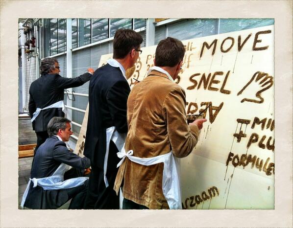 #HASawards #HAShogeschool mos grafity met mannen in pak.