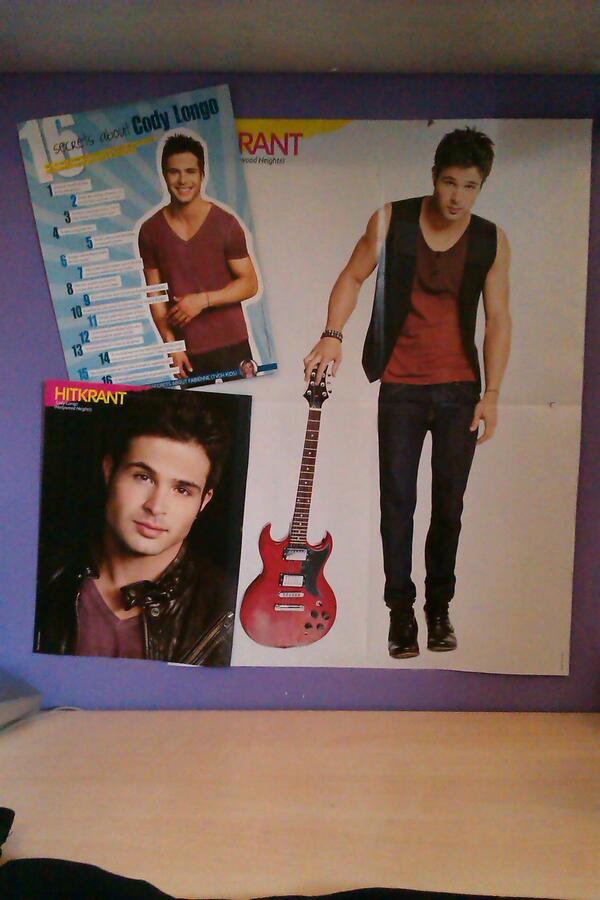 codylongo's tweet photo. Thank you Hitkrant for all the Love.. Hope to see you all soon! ..CL .. "@JolijnJagtX: @codylongo I love my wall (: http://t.co/HseW8NnLXa"
