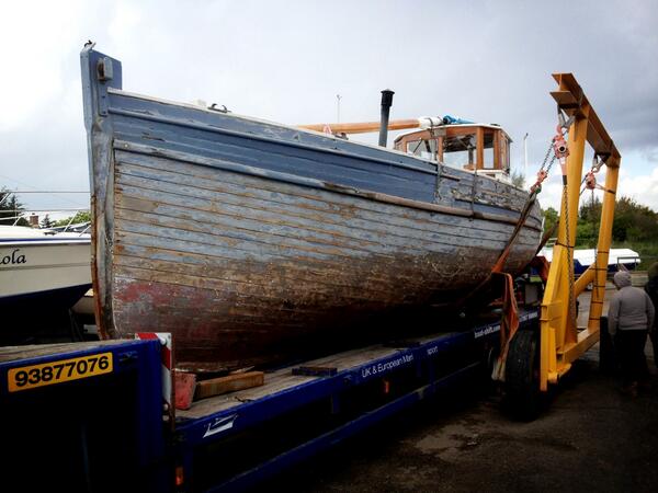 HolmanAnthony's tweet photo. Great to see the little Dunkirk boat with us! http://t.co/uUVTtzX9ir