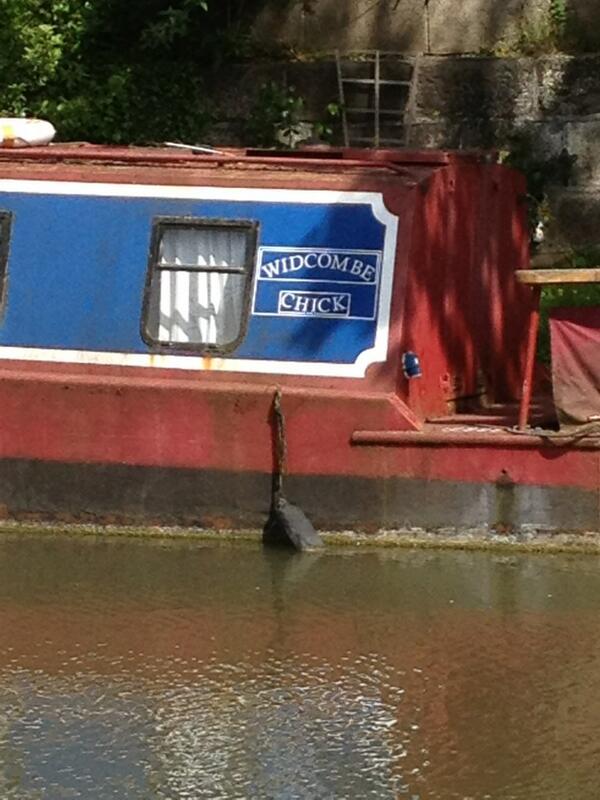 LCottell's tweet photo. @tabwoody lol on ur Walkman heading to ur boat http://t.co/WjAaihkfvy